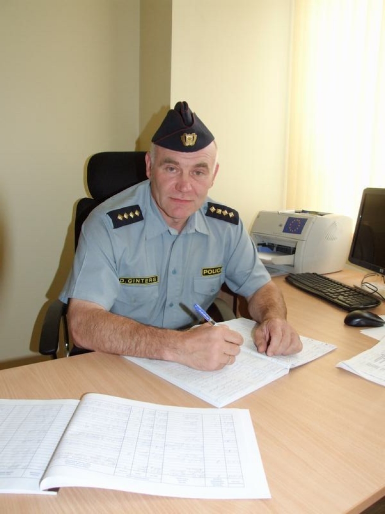 JAUNS AMATS. Dainis Ginters 24 gadus Koknesē bija iecirkņa inspektors. Nu viņš  vadīs pašvaldības policiju. 
