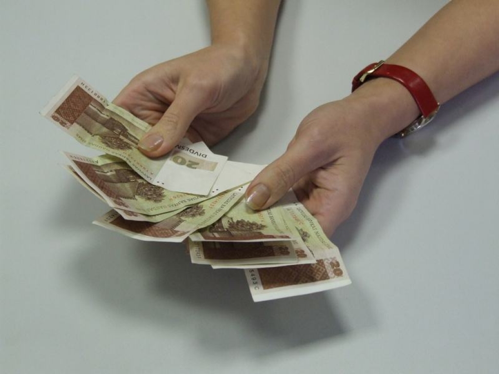 APKRĀPTO SKAITS ARVIEN PIEAUG. Apkrāptie cer, ka kāds tomēr par nodarīto samaksās. 