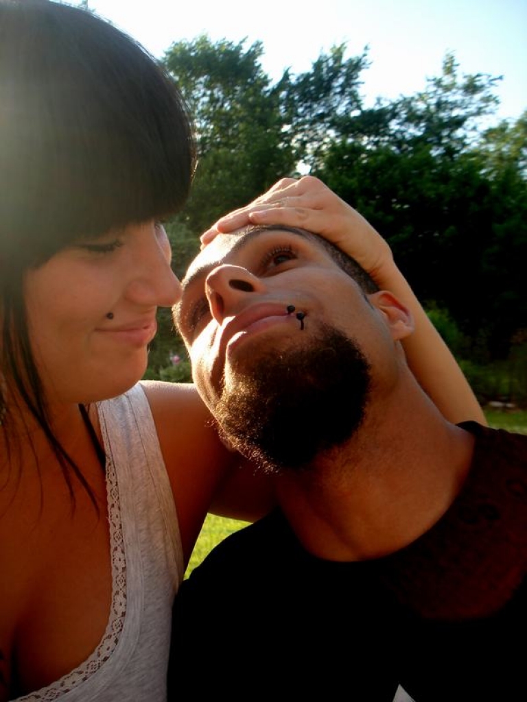 Liktenīgā. Eižens ar draudzeni Zani.