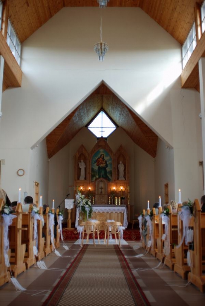 Neretas Svētā Gara Romas katoļu baznīca. 