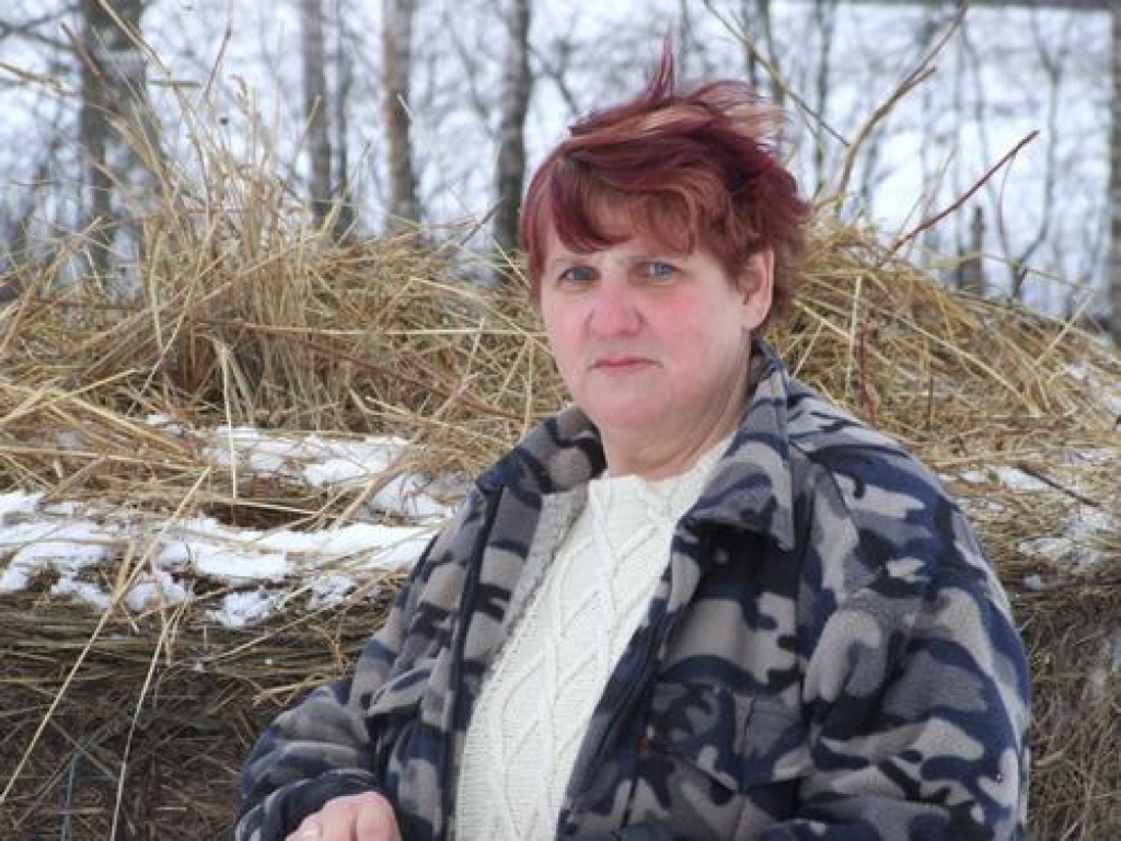 Nav garlaicīgi. Mudīte Laduzāne saimniecībā “Bļodiņas” apkopj 20 ragulopu. 