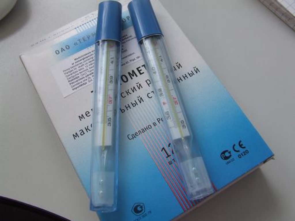 LĒTI UN KVALITATĪVI — tā par dzīvsudraba termometriem saka pircēji.