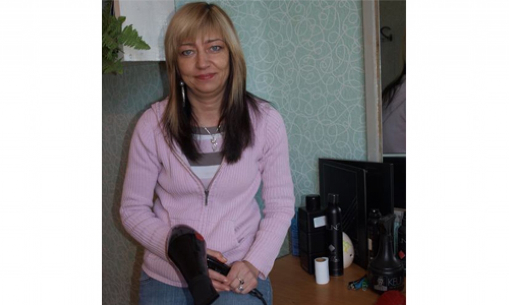 PIEREDZĒJUSI MEISTARE. Ilze Lazda ir friziere jau vairāk nekā 20 gadu.  