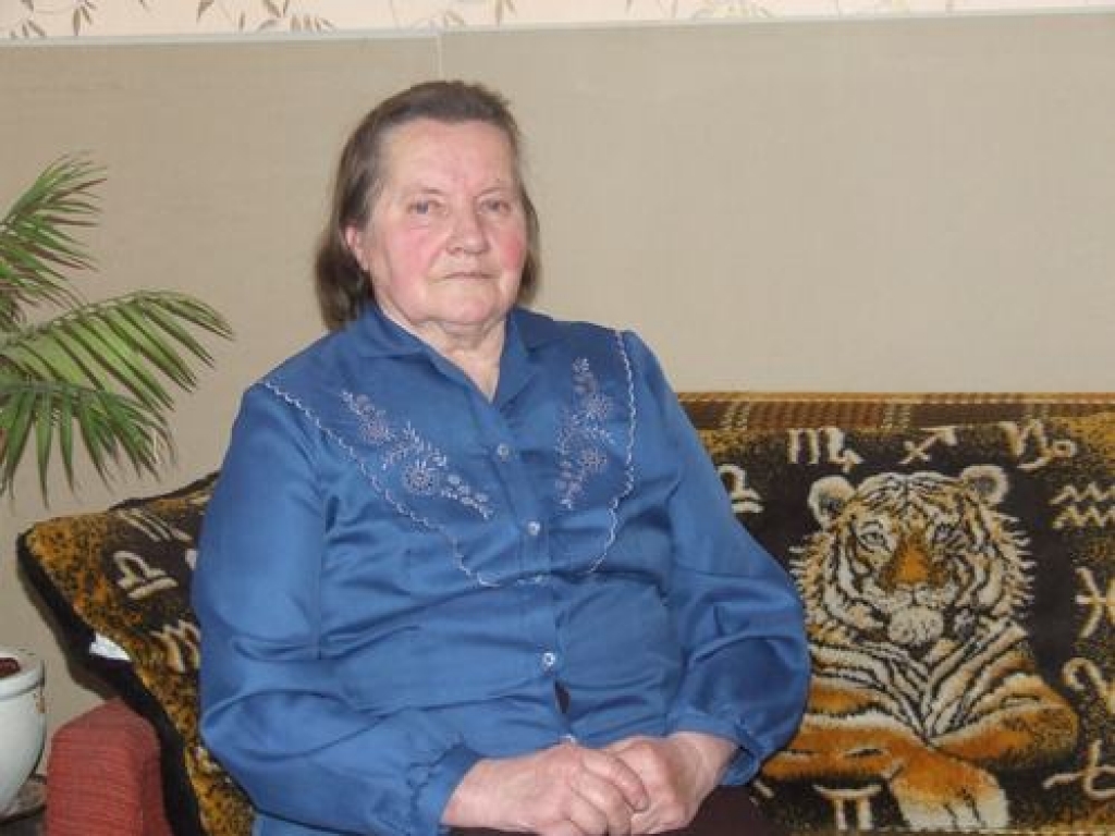 NENOSIRMOJUSI. Par to, ka, spogulī raugoties, var pamanīt kādu jaunu grumbiņu, jubilāre Nadežda Zālīte neuztraucas.