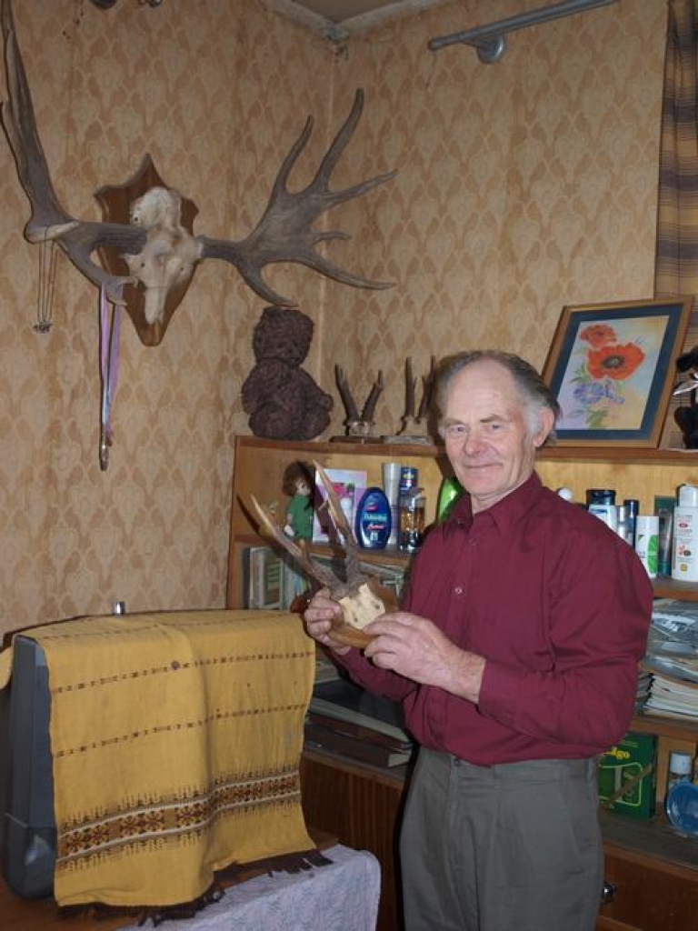 TROFEJAS. Savlaik Pēteris Zalāns medībās ieguvis ne vienu vien vērtīgu trofeju. 