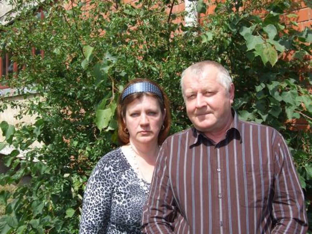 Divi jubilāri vienās mājās. Līga un Meinards Garanči dažas dienas pirms Jāņiem. 