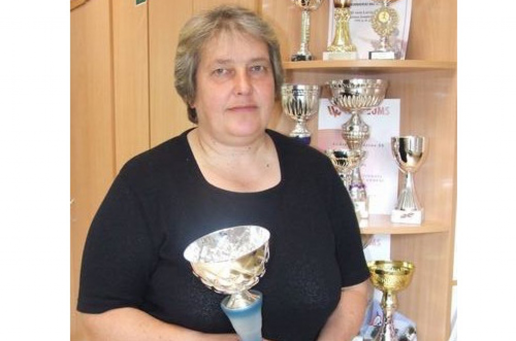 Būs vai nebūs?Aizkraukles rajona sporta skola darbojas no 1967. gada. Attēlā — direktora vietniece Brigita Krauze.