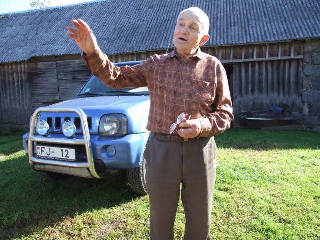 SMAIDĪGS UN DZĪVESPRIECĪGS. Tāds savu 80 gadu jubileju sagaida Pēteris Bieriņš. 