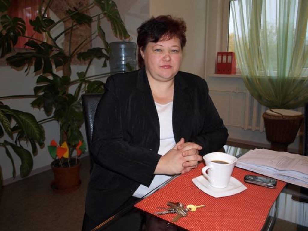 BEZ MĀKSLAS UN MŪZIKAS NEVAR. Skrīveriete Jolanta Bitāne bija to bērnu vecāku vidū, kuri piedalījās  Latvijas mūzikas un mākslas skolu audzēkņu vecāku biedrības dibināšanā. 