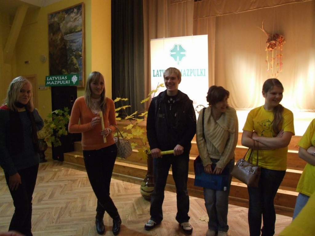 Seces pamatskolā notika Zemgales novada mazpulcēnu forums. Tajā piedalījās vairāk kā 70 šīs organizācijas biedru, viņu atbalstītāji, skolotāji.
Autors: Imants Kaziļuns