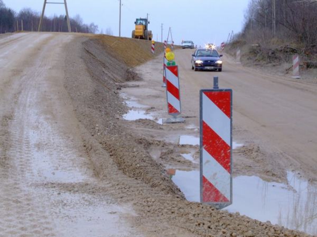 Varēs braukt abos virzienos. Pavasarī darbus turpinās. 