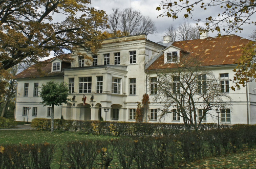 Mazzalves pamatskola