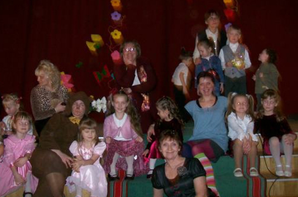 Nedēļas nogalē Jaunjelgavas novada kultūras namā norisinājās tradicionālais mazo dziedātāju konkurss “Cālis — 2010”. Šogad Jaunjelgavas kultūras namā sacentās 12  dziedātāju no visa novada. 
Autors: Jānis Ozoliņš