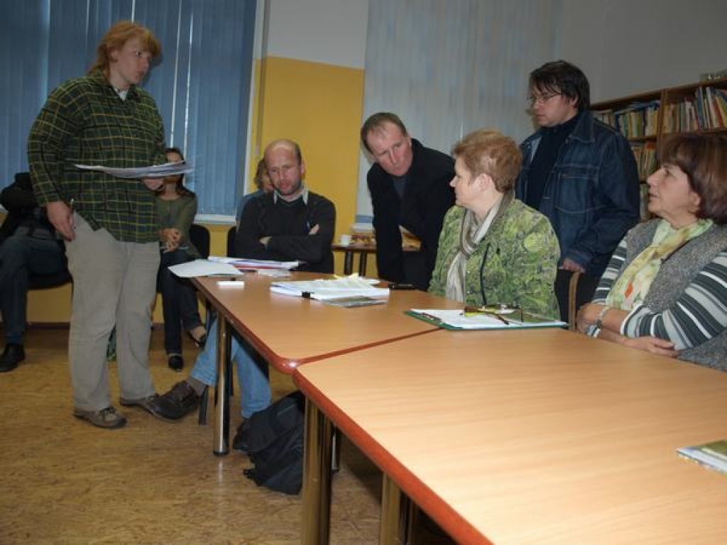 STRĀDĀ EKSPERTI. Daudzeses pagastā top Aklā purva dabas aizsardzības plāns. 