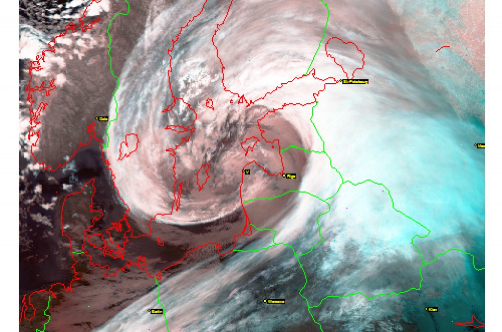 NOAA satelīta attēls 8.02.2011. plkst. 8:10
Autors: www.meteo.lv