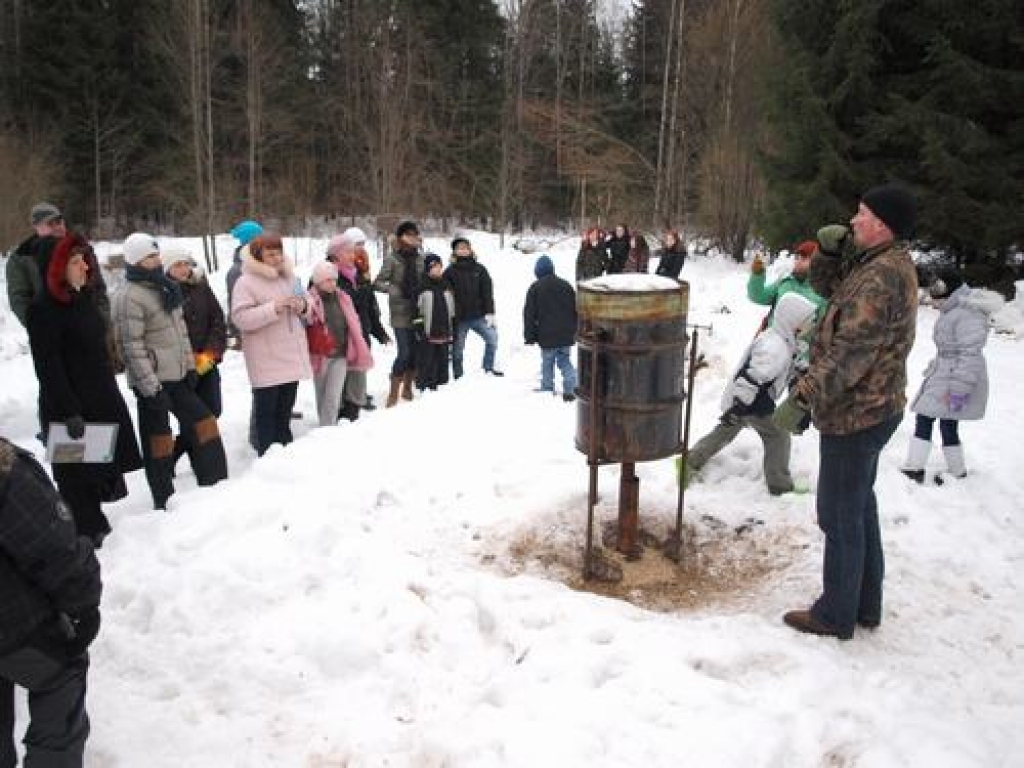 Šodien Daudzeses pamatskolā notika seminārs Zemgales puses mazpulku organizācijām, kurā piedalījās mazpulcēni no Daudzeses, Neretas, Seces, Sunākstes, Jēkabpils un Dignājas. Bērni uzzināja daudz jauna par zvēru dzīvi mežā ziemā un to, kā...
Autors: Indulis Burka