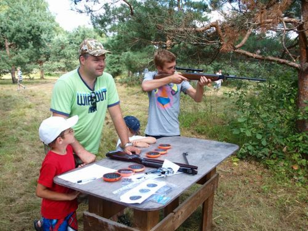 Sestdien, 30. jūlijā, Kokneses novada “Ozolkalnos” notika Kokneses novada domes un mednieku kluba “Ķepainis” rīkotie mednieku sporta svētki. Notika sacensības vairākos šaušanas sporta veidos, dažādas jautrības stafetes un spēles gan...
Autors: Indulis Burka