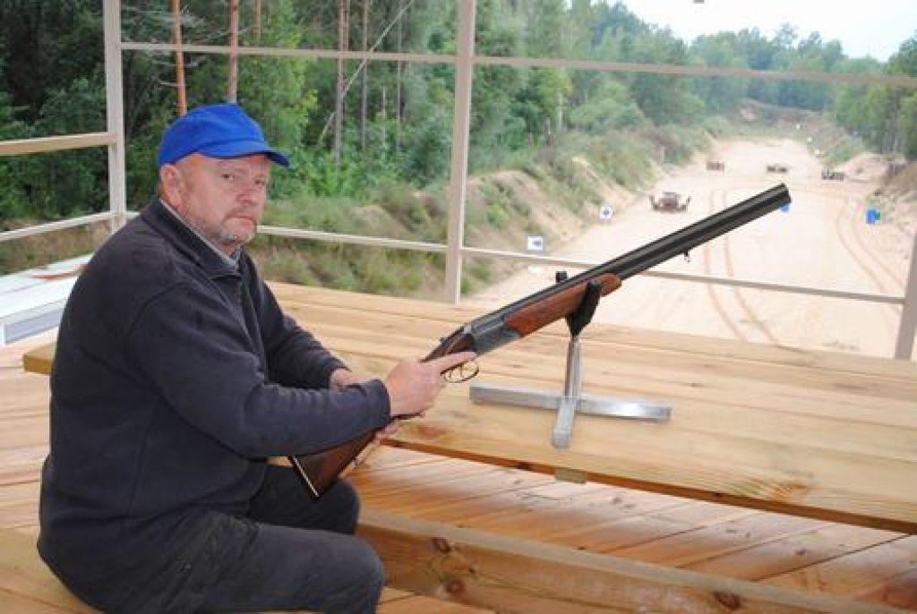 “Mūsu šautuve ir viena no labāk aprīkotajām Latvijā,” atzīst “AB investment group” valdes priekšsēdētājs Vitolds Rozītis.