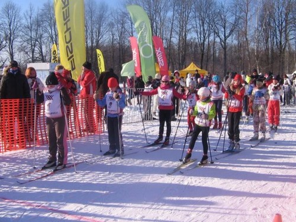 Aizvadītās nedēļas nogalē Latvijas Olimpiskā komiteja Ērgļos jau astoņpadsmito reizi pulcēja Latvijas Jaunatnes ziemas olimpiādes dalībniekus. Šoreiz tajā startēja 134 skolu komandas ar 1150 sportistiem no 41 pašvaldības. Jau sesto gadu...
Autors: Sandra Pumpure