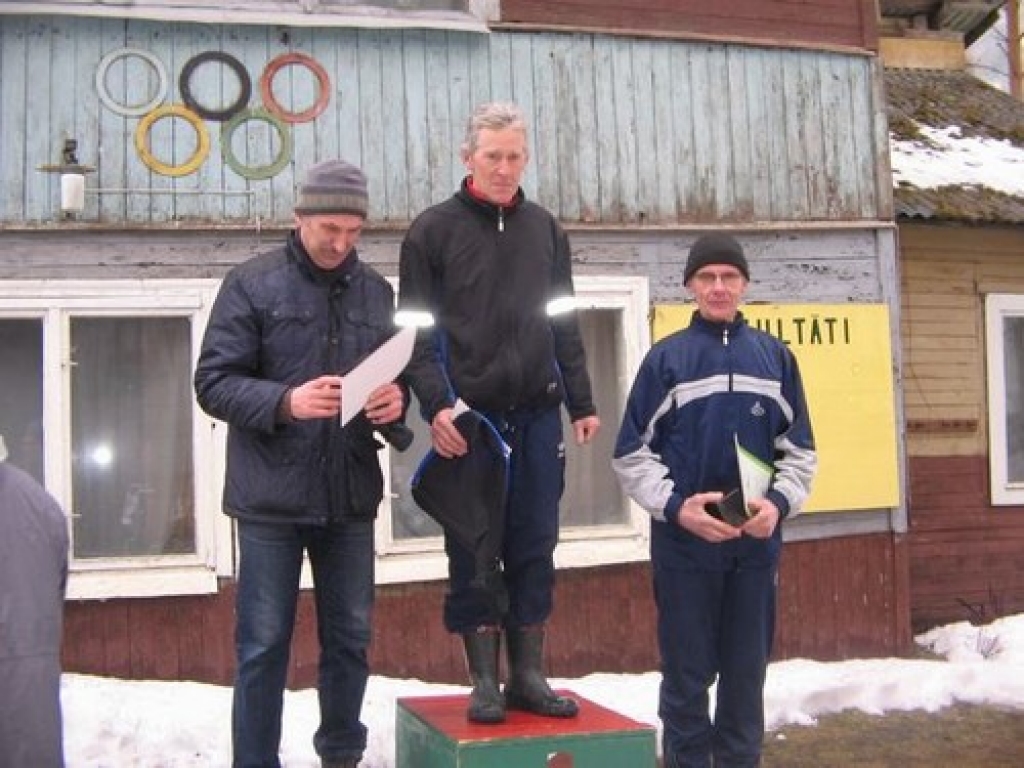 Aizvadītās nedēļas nogalē notika pēdējās šīs sezonas slēpošanas sacensības sporta bāzē „Jaujas” - Pļaviņu balvas izcīņa distanču slēpošanā. Sacensības notika klasiskajā stilā ar kopējo startu trīs līdz piecu kilometru aplī. Pieaugušie...
Autors: Sandra Pumpure