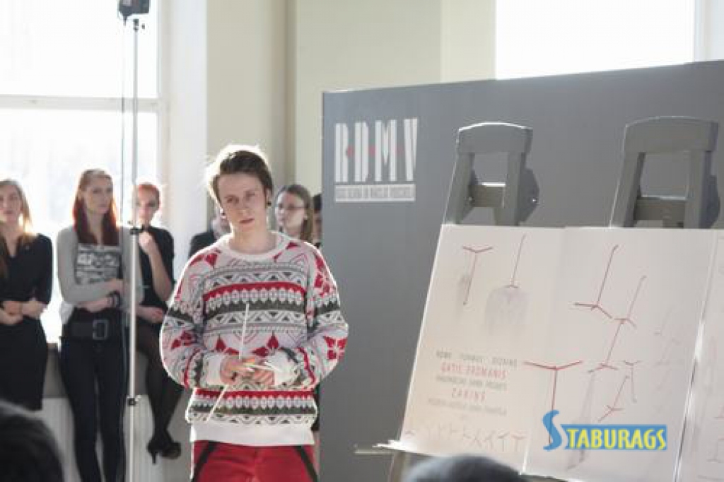 SVARĪGS NOTIKUMS. Gatis Erdmanis aizstāv diplomdarbu. 