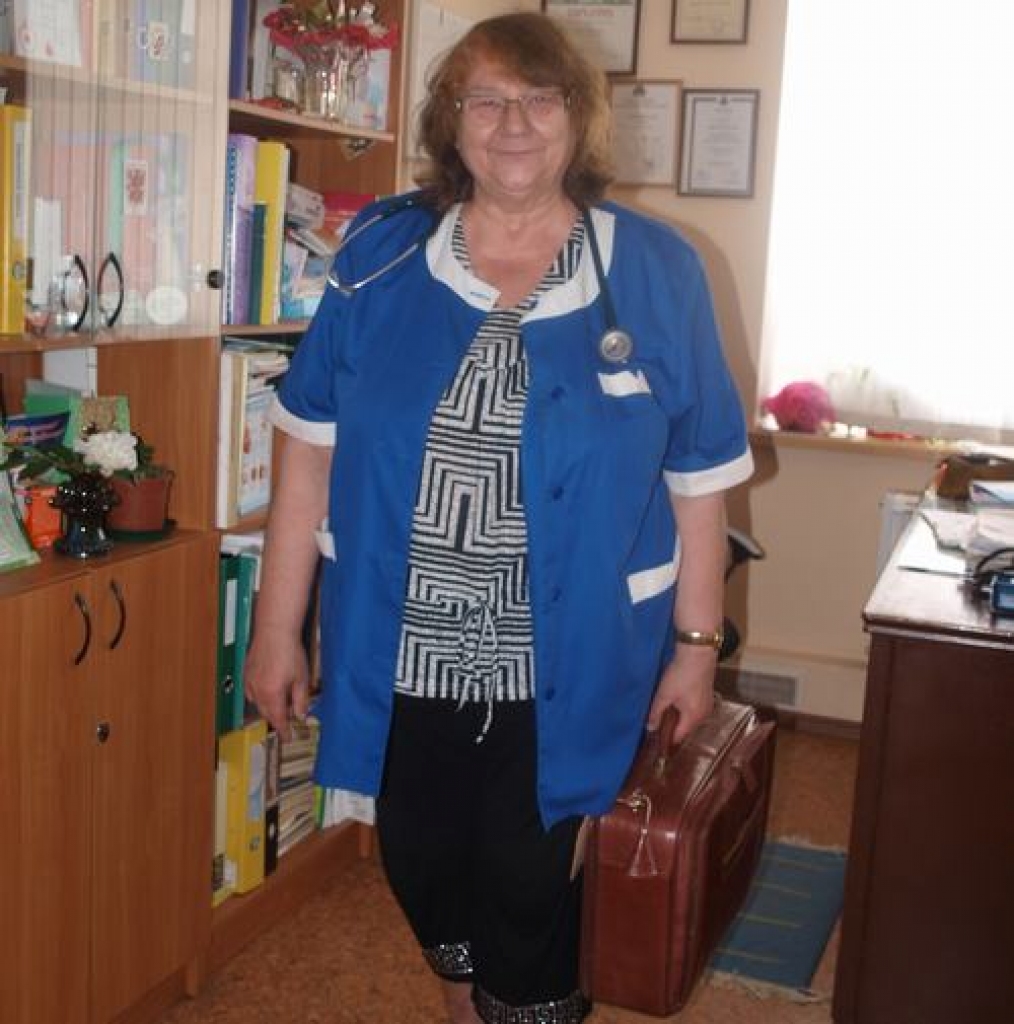 Pie pacientiem ar jaunu somu.  Arī Jaunjelgavas ģimenes ārstes Zigrīdas Maijas Gulbes kabinetā būs jaunas ierīces.