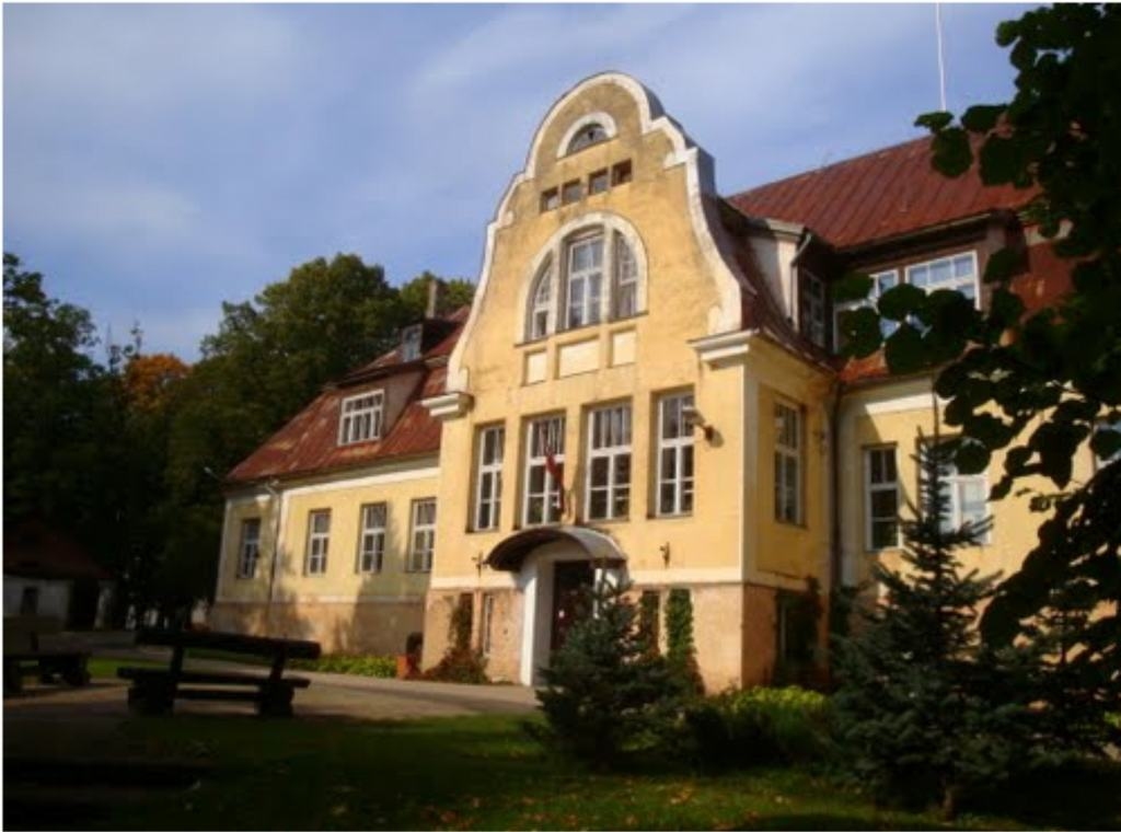 Vecbebru muižas kungu māja.
Autors: no http://www.pilis.lv