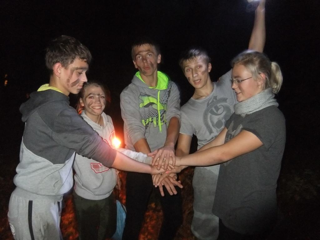 Komanda “Ieva un pārējie” balvā saņēma dāvanu karti boulinga spēlei.
Autors: no Jaunjelgavas vidusskolas arhīva