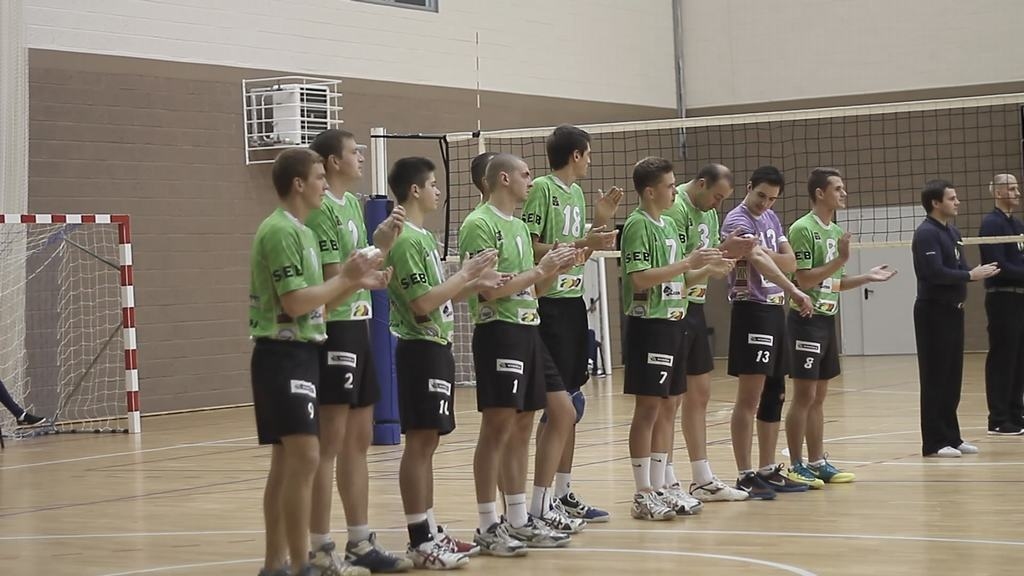 Ar pārliecību, ka jāuzvar. Ja ceturtdien mūsējie uzvarēs, Latvijas kausa izcīņā tiksies ar “Schenker” līgas komandu “Poliurs/Ozolnieki”, kurā spēlē divi aizkrauklieši.      
Autors: no VK “Aizkraukle” arhīva