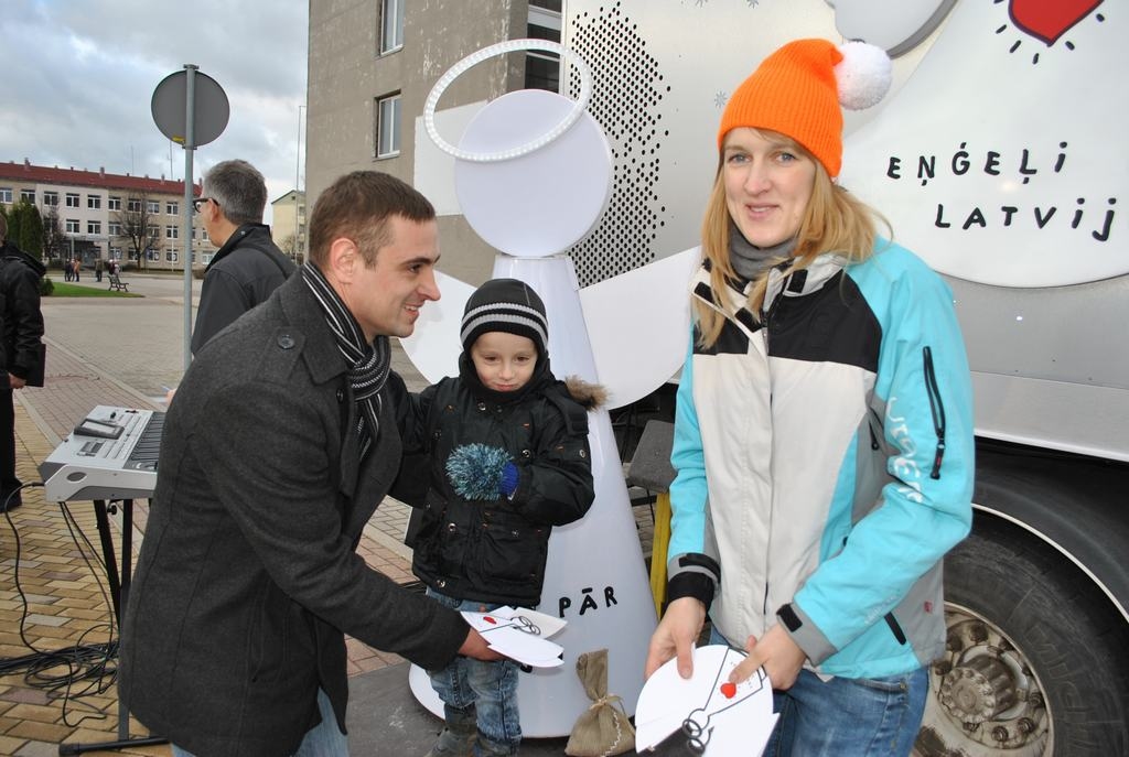 Autors: Guna Mikasenoka