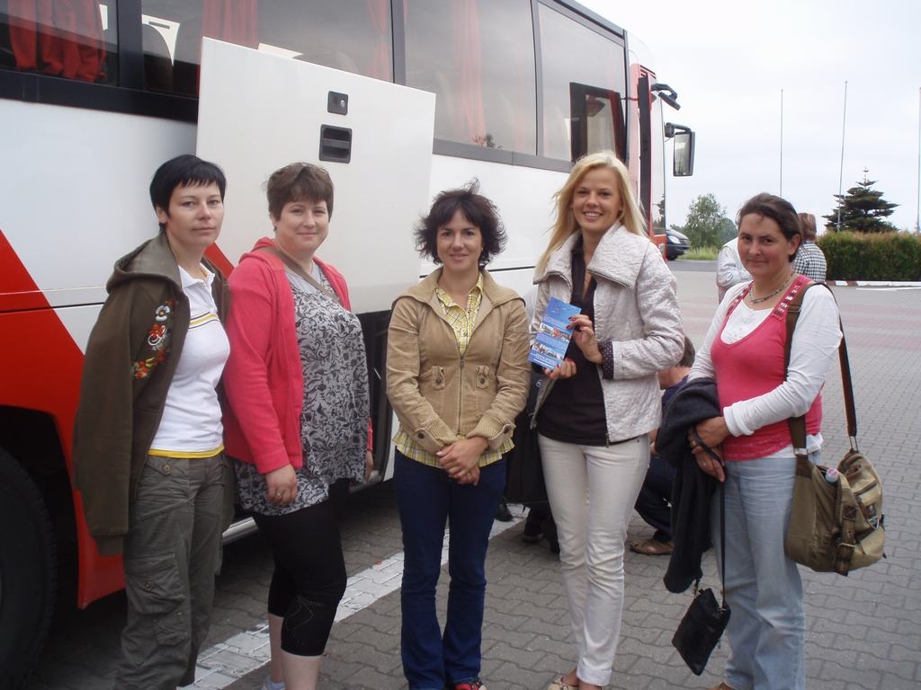 TĀLOS CEĻOS. Biedrības “Nirica” aktīvistes, viesojoties Vācijā. 	
Autors: no “Staburaga” arhīva 