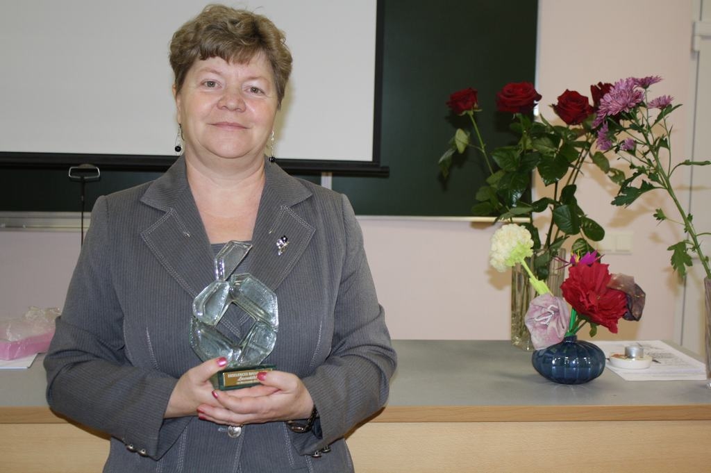 ZINĀŠANU ĀBOLS. Daiga Martinsone atzīst, ka piedalīšanās šajā konkursā ir papildu izaicinājums, jauna pieredze, bet rezultāts gandarī. 
Autors: Sandra Pumpure