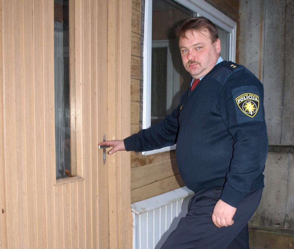 JAU 20 GADU Andris Zariņš ikdienā redzams policista formā. Šobrīd viņš ir policijas inspektors Zalves un Mazzalves pagastā. 
Autors: Indulis Burka