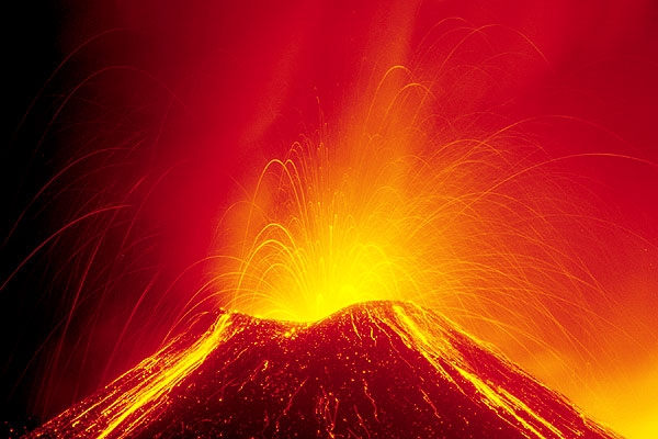 Autors: www.decadevolcano.net 