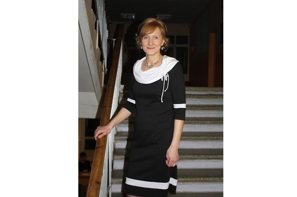 ATGRIEŽAS DZIMTAJĀ PUSĒ. Aizvadītās nedēļas nogalē Rita Pole Pļaviņu novada ģimnāzijā apmeklēja žetona vakaru.
Autors: Sandra Pumpure