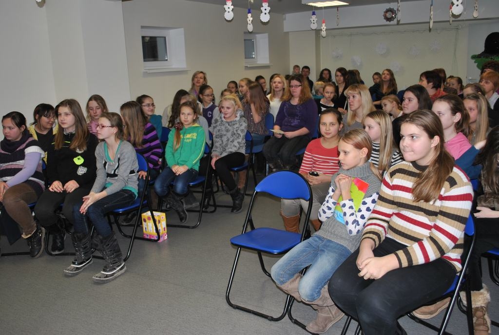 Pilna zāle. Bērnu žūrijas dalībnieku skaits Aizkraukles pilsētas bibliotēkā katru gadu kļūst lielāks.
Autors: Līga Patmalniece