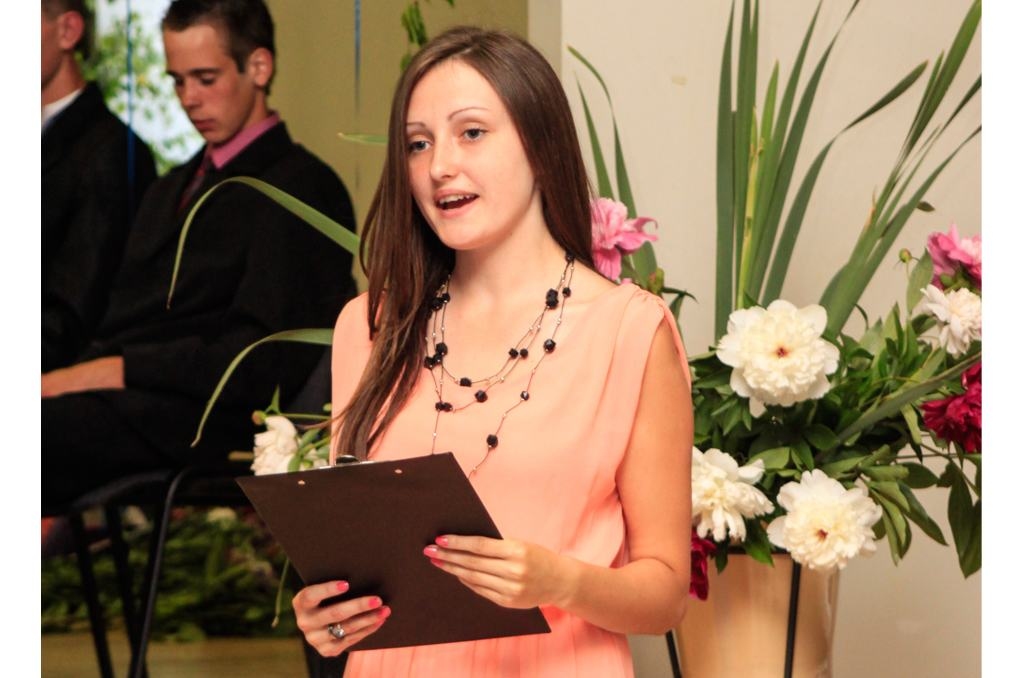 VADA ARĪ PASĀKUMUS. Sabīne Sokolovska pagājušajā vasarā 9. klases izlaidumā. 
Autors: no Sabīnes Sokolovskas  albuma 