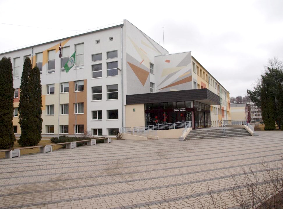 No 2014./2015. mācību gada Aizkraukles pilsētas sākumskolas 5. — 6. klases audzēkņi mācīsies ģimnāzijas telpās.
