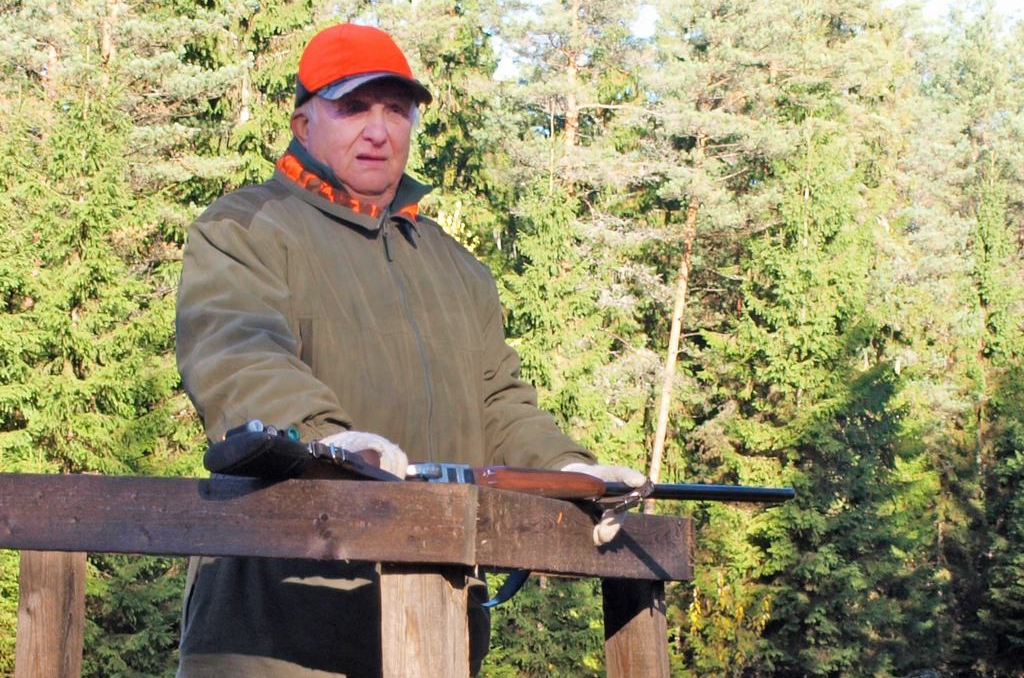 Inārs Mednis teic, ka medībās viņu saista iespēja pabūt kopā ar domubiedriem, izkustēties dabā un gūt pozitīvas emocijas. 
Autors: Indulis Burka