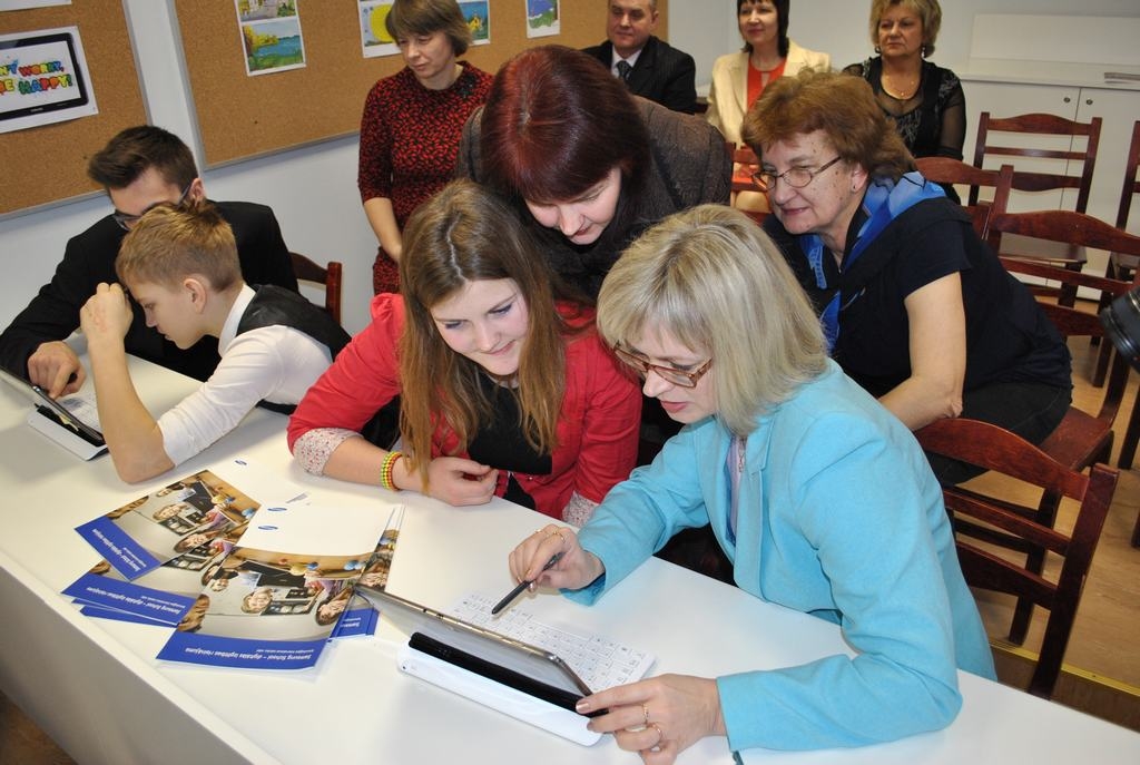 INTERESANTI VISIEM — gan Ilmāra Gaiša Kokneses vidusskolas skolotājiem, gan audzēkņiem.
Autors: Imants Kaziļuns