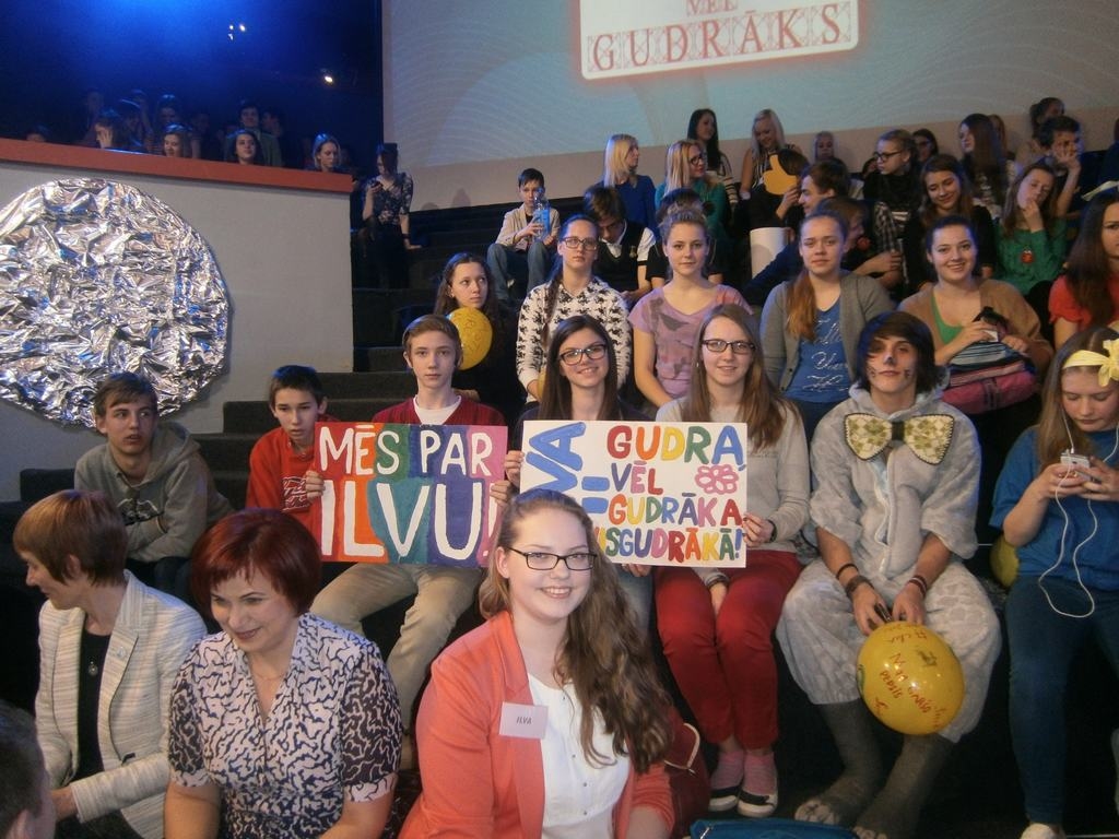 LEPOJAMIES! Ilvai Viļumai spēlē bija daudz atbalstītāju.
Autors: no A. Upīša Skrīveru vidusskolas arhīva