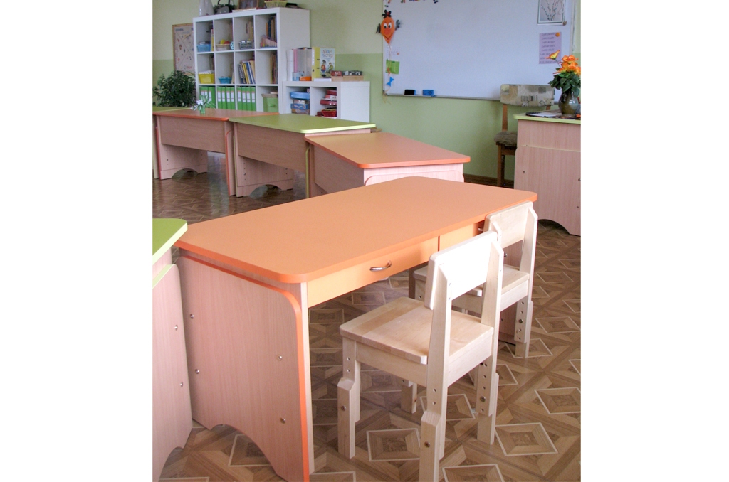 Skrīveru novada pirmsskolas izglītības iestādē “Sprīdītis” divās grupās iegādāti jauni galdi un krēsli.
Autors: Agira Grīnvalde—Iruka