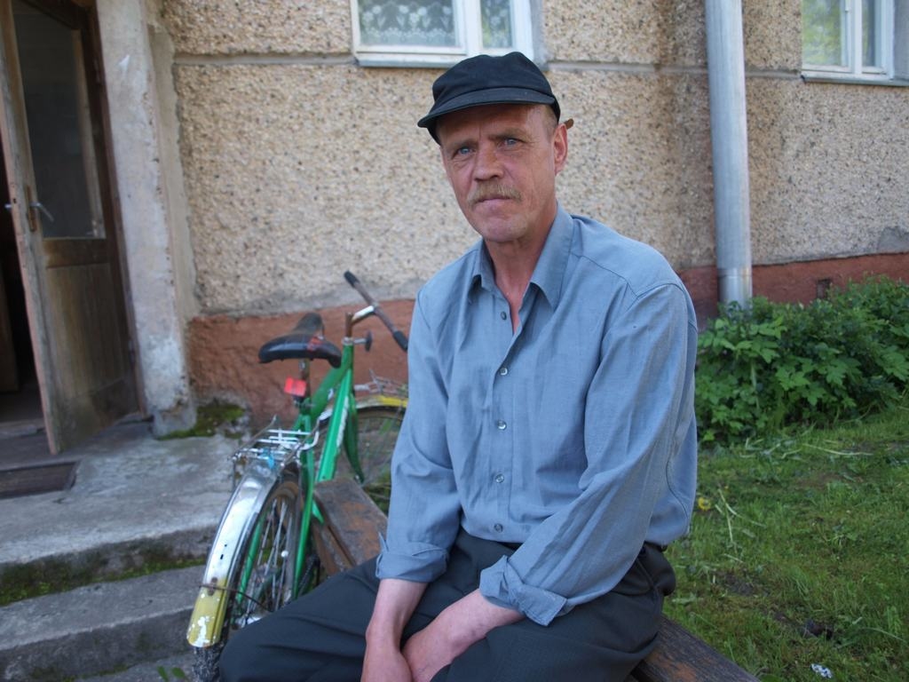 MAKŠĶERNIEKS. Ainārs Lejiņš brīvos brīžus velta makšķerēšanai. 
Autors: Indulis Burka