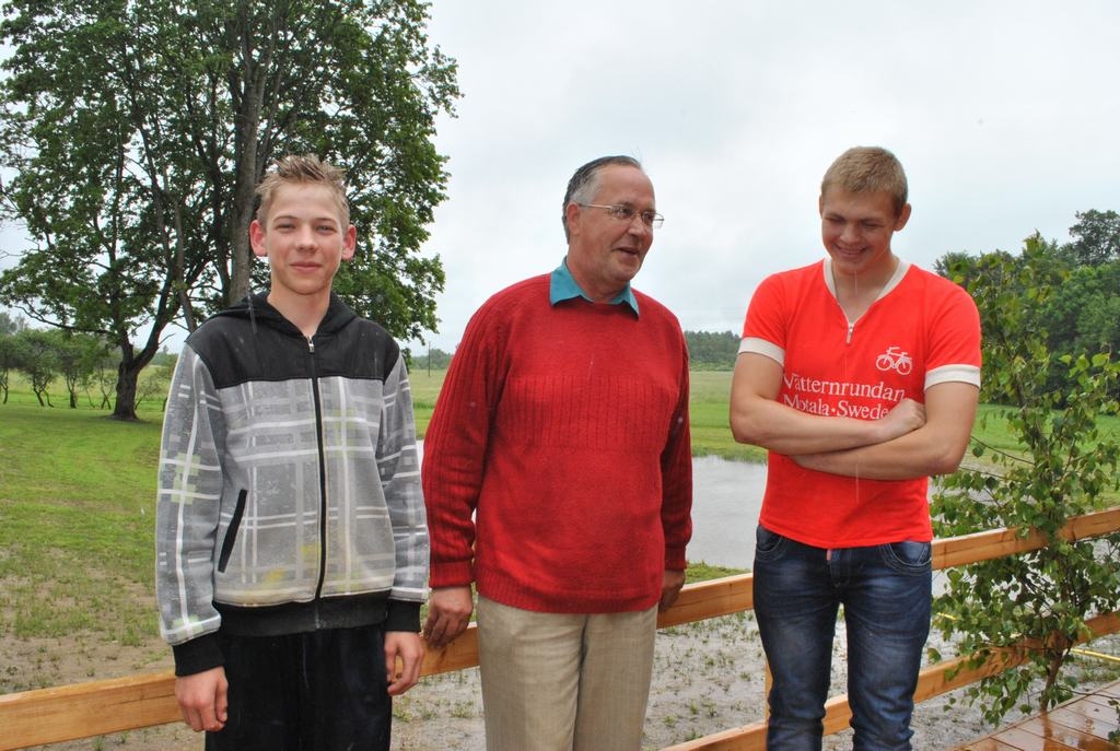 Meistars un mācekļi. Ēriks Ķikurs (no kreisās), Jānis Radziņš un Nauris Cāns.
Autors: Imants Kaziļuns