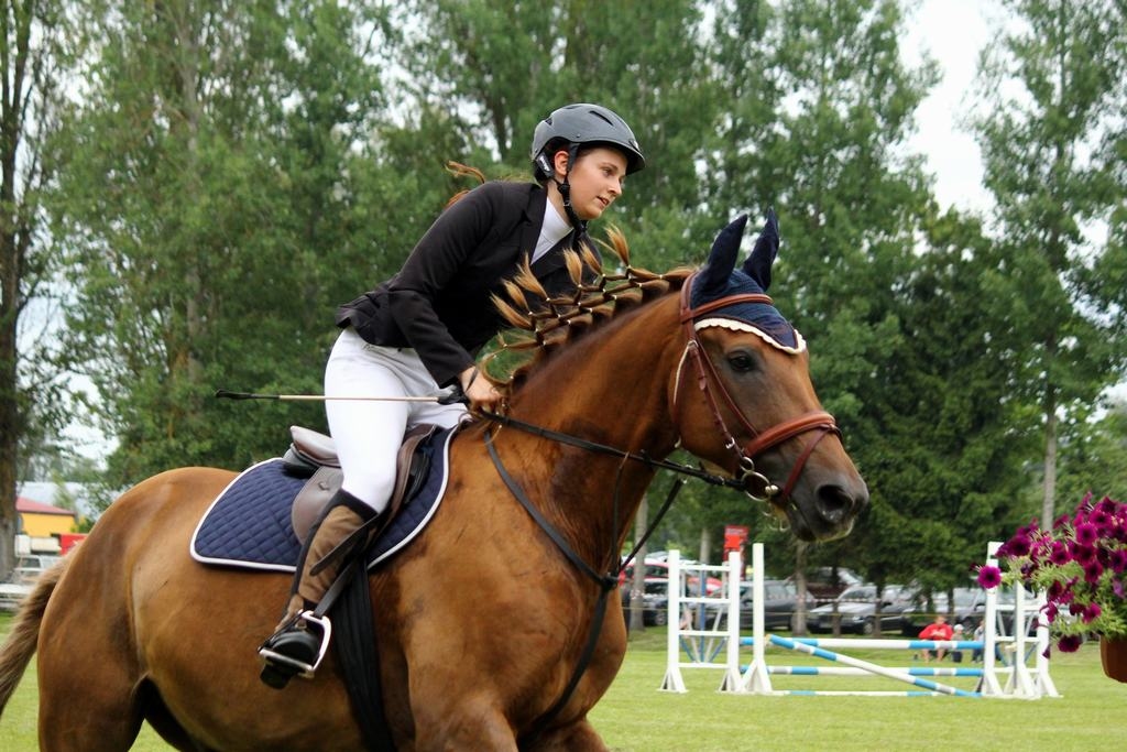 Saprotas bez vārdiem. Aizkraukliete Vendija Kancāne ar savu pārinieku Kvazaru.      
Autors: no personīgā albuma