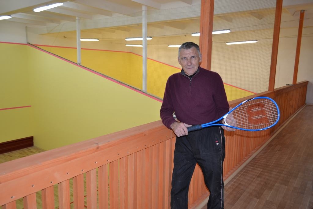 NENOGURDINĀMS. Skvoša zāle tapusi, pateicoties Pētera Kalniņa entuziasmam. 
Autors: Sandra Pumpure