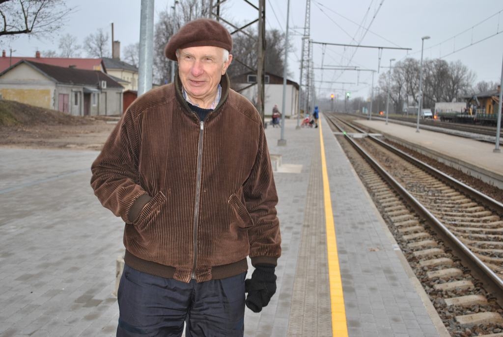 Tagad te prieks atnākt! Jānis Rudaks atzinīgi vērtē paveiktos darbus.
Autors: Līga Patmalniece