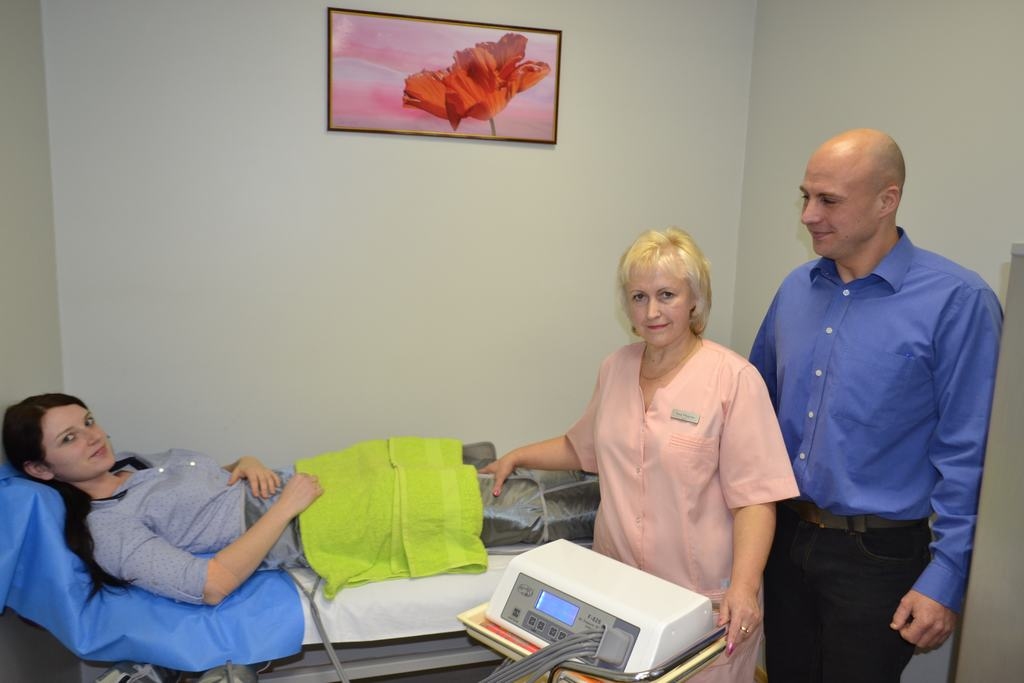 Jaunajā kabinetā. Inna Magone (vidū), Andrejs Česlis un pirmā 