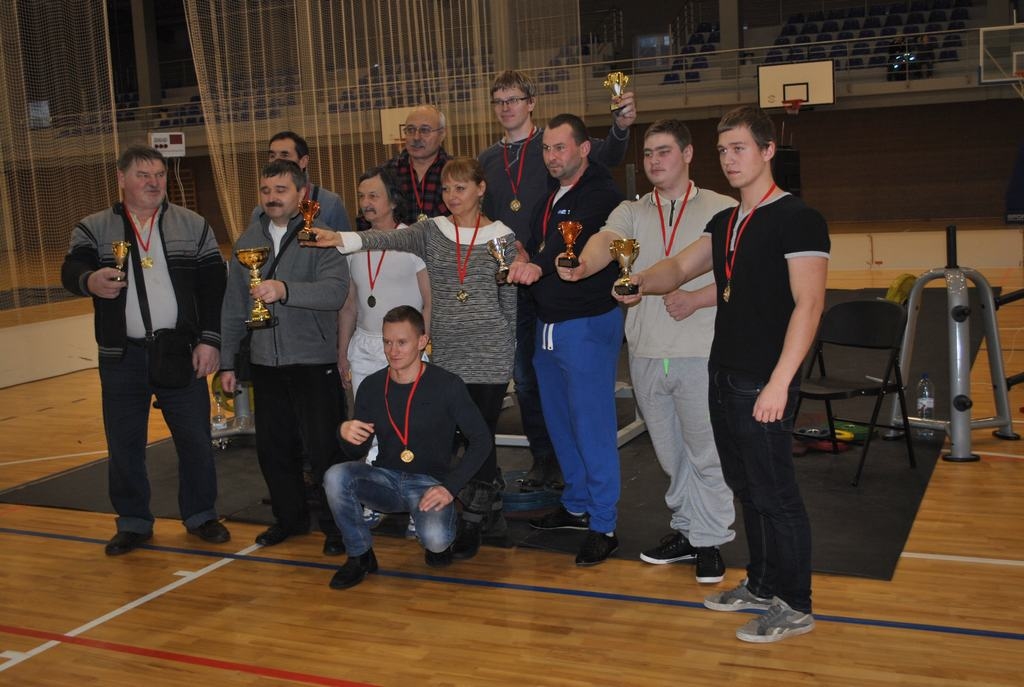 Ražīga diena. Aizkraukles komandas sportisti sacensībās piedalījās kuplā skaitā, izcīnot individuālas uzvaras un pārspējot pārējās komandas kopvērtējumā.