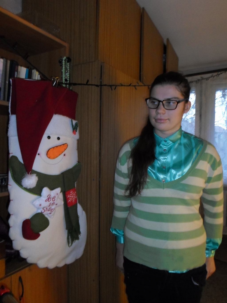 “ES TAGAD LABI REDZU!” saka Madara Polovinska un domās 
pateicas saviem labdariem.  			                  
Autors: no ģimenes albuma